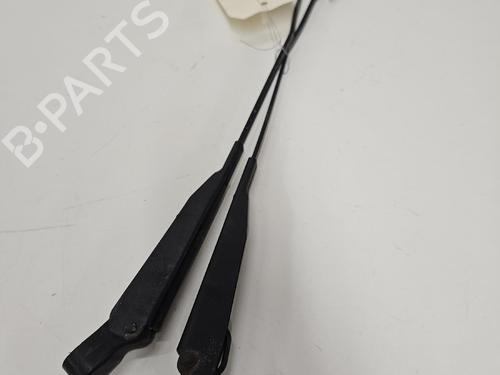 Used Front windshield wiper arm Front windshield wiper arm 38954578 38954578