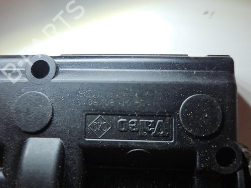 Used Fuel door actuator Fuel door actuator RENAULT CLIO III Grandtour (KR0/1_) 1.2 16V (KR0P) (101 hp) 33944867 33944867