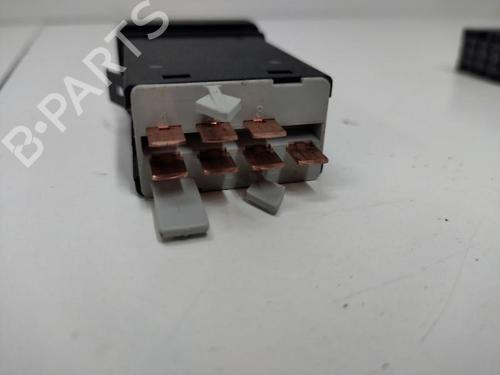 Used Warning switch VW GOLF IV (1J1) 1.6 (100 hp) 20888277