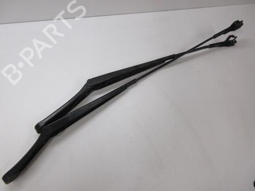 Used Front windshield wiper arm VW GOLF V (1K1) 1.9 TDI (105 hp) 20907011