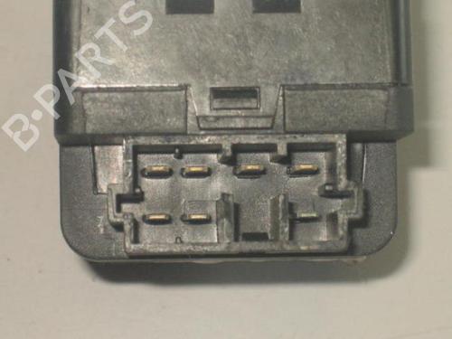 Used Left front window switch Left front window switch PEUGEOT 206+ (2L_, 2M_) 1.4 HDi eco 70 (68 hp) 22105828 22105828