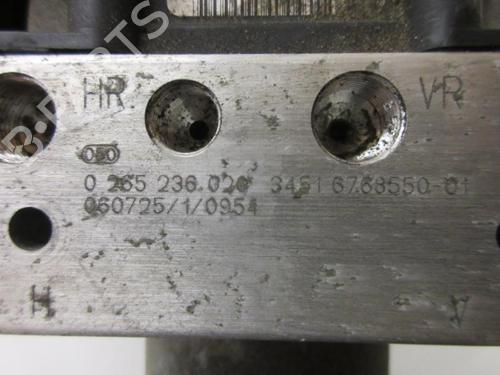Used ABS pump ABS pump BMW 5 (E60) 525 d (177 hp) 22107436 22107436