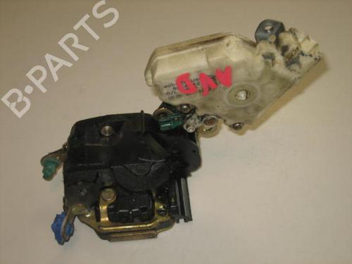 Used Front right lock NISSAN ALMERA TINO (V10) 2.2 dCi (115 hp) 20898852