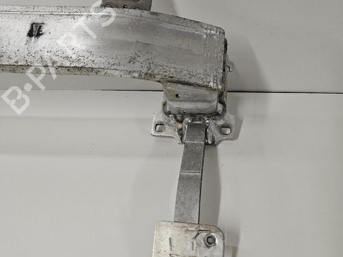 Used Front bumper reinforcement Front bumper reinforcement 39522845 39522845