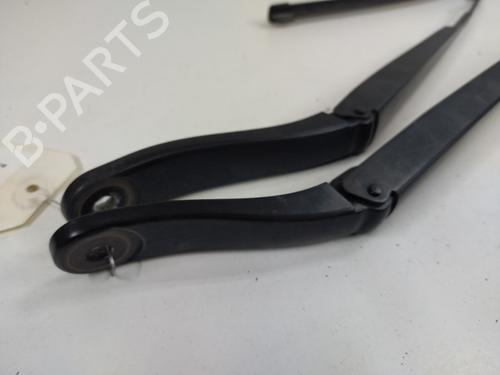 Used Front windshield wiper arm Front windshield wiper arm CITROËN DS3 (SA_) 1.2 VTi 82 (82 hp) 20904856 20904856