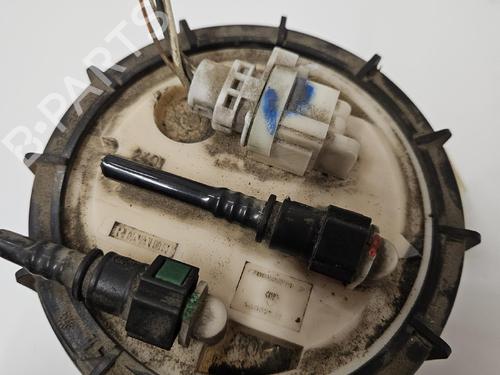 Used Fuel pump Fuel pump RENAULT MEGANE I (BA0/1_) 1.6 16V (BA04, BA0B, BA11, BA1J, BA16, BA19, BA1K, BA1V,... (107 hp) 39929340 39929340