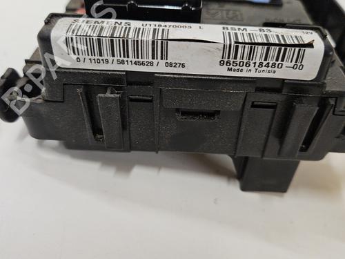 Used Fuse box Fuse box CITROËN XSARA PICASSO (N68) 1.6 HDi (90 hp) 30808827 30808827