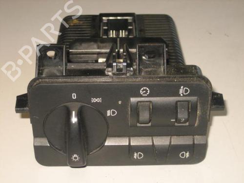 Used Headlight switch BMW 3 (E46) 320 d (136 hp) 22105731
