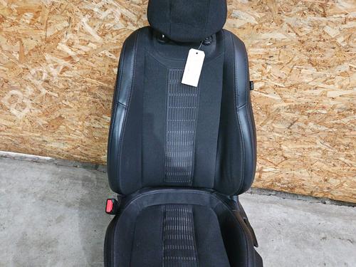 Used Left front seat PEUGEOT 208 II (UB_, UP_, UW_, UJ_) e-208 (136 hp) 30459384