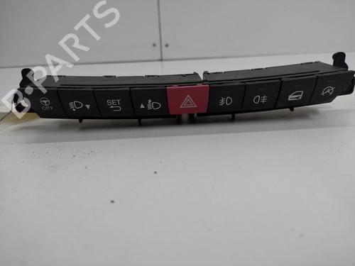 Used Warning switch FIAT 500L (351_, 352_) 1.6 D Multijet (199LYD1B) (105 hp) 20901613