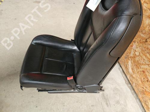 Used Right front seat Right front seat PORSCHE CAYENNE (9PA) 3.2 (250 hp) 26646141 26646141
