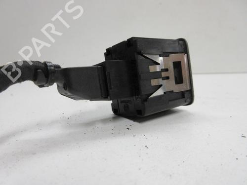 Used Headlight switch VW PASSAT B6 (3C2) 2.0 TDI 16V (140 hp) 22108656