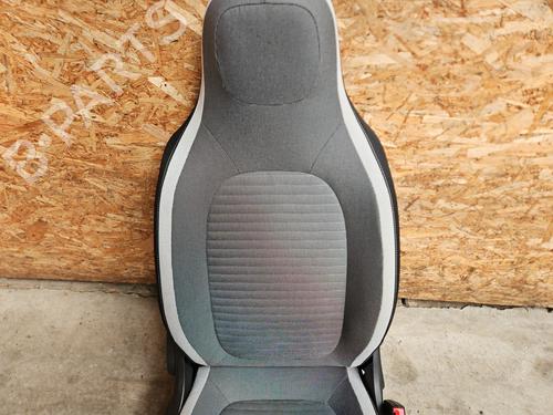 Used Right front seat Right front seat RENAULT TWINGO III (BCM_, BCA_) 1.0 SCe 75 (73 hp) 32664594 32664594