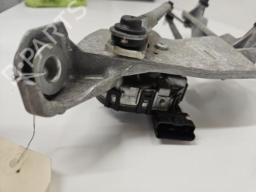 Used Front wiper motor Front wiper motor RENAULT ZOE (BFM_) ZOE (92 hp) 31934283 31934283