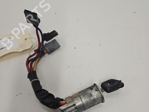 Used Ignition barrel PEUGEOT 306 (7B, N3, N5) 1.6 SR (89 hp) 32306871