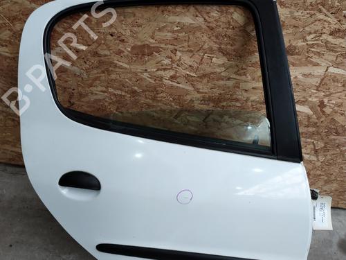 Used Right rear door PEUGEOT 206 Hatchback (2A/C) 1.9 D (69 hp) 21164160