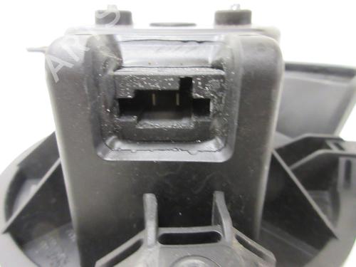 Used Heater blower motor Heater blower motor FIAT QUBO (225_) 1.3 D Multijet (225CXB1A, 225AXB1A, 225CXB11, 225AXB11,... (75 hp) 20900283 20900283