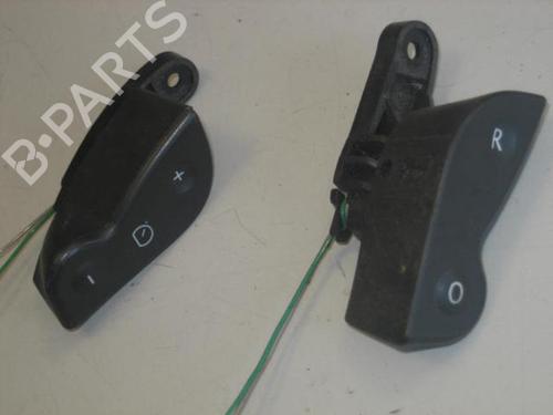 Used Switch RENAULT SCÉNIC II (JM0/1_) 1.9 dCi (JM0G, JM12, JM1G, JM2C) (120 hp) 22105912