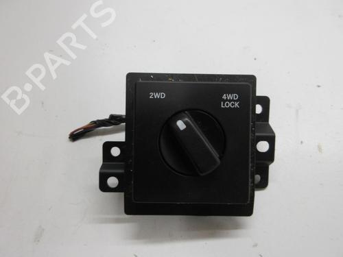 Switch DODGE NITRO 2.8 CRD 4WD | BP22108766I30 