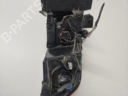 right-taillight-renault-megane-iv-hatchback-b9amn_-2015-37734612 main image