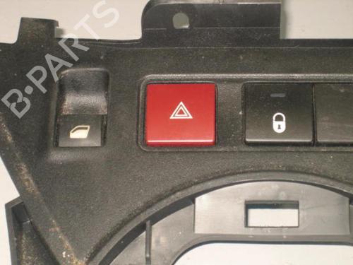 Used Warning switch PEUGEOT PARTNER Tepee 1.6 HDi 16V (90 hp) 22105879