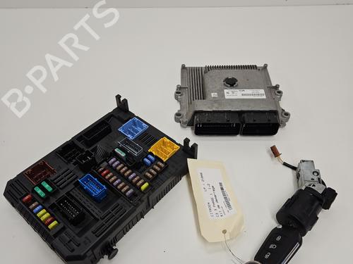 Used Electronic module CITROËN C3 III (SX) 1.2 THP 110 (SXHNPS, SXHNZT, SXHNZ6) (110 hp) 31071676