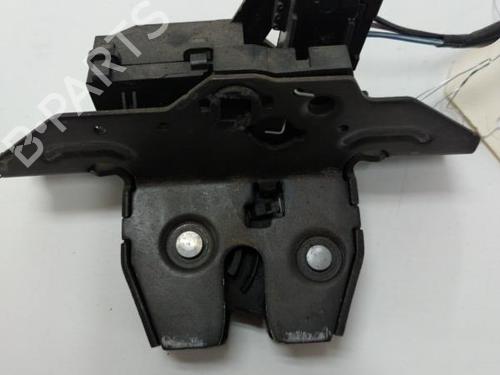 Used Tailgate lock OPEL ASTRA J Sports Tourer (P10) 1.7 CDTI (35) (131 hp) 20888452