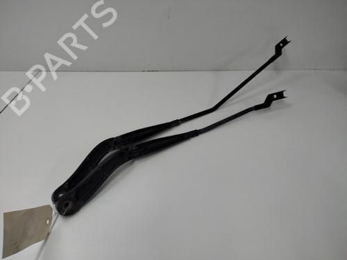 Used Front windshield wiper arm RENAULT TRAFIC III Van (FG_) 1.6 dCi 115 (FGMD) (116 hp) 20890777