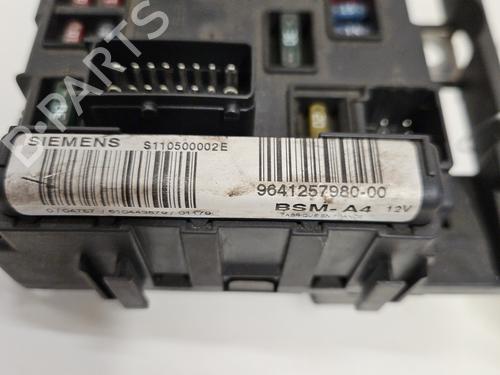 Fuse box CITROËN C5 I (DC_) 2.0 16V (DCRFNC, DCRFNF) | BP29300867E1 - Image 3