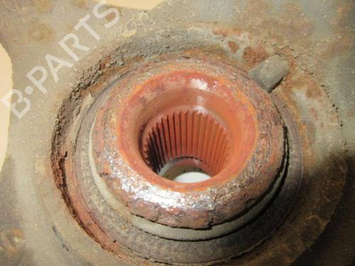 Used Left front steering knuckle FORD FOCUS II (DA_, HCP, DP) 1.8 TDCi (115 hp) 20889155