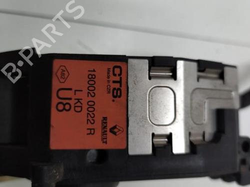 Pedal RENAULT MEGANE III Hatchback (BZ0/1_, B3_) 1.5 dCi | BP20893787I4 