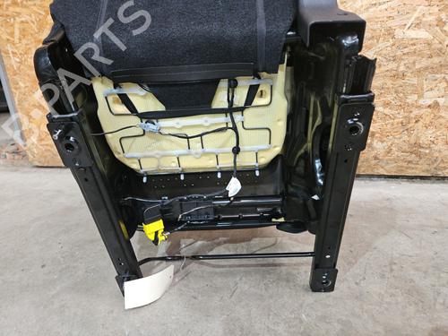 Used Right front seat Right front seat RENAULT CLIO IV (BH_) 0.9 TCe 90 (BHNF, BHMA, BHMH, BHJK, BHJR) (90 hp) 33030597 33030597