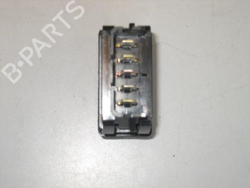 Used Right front window switch Right front window switch CITROËN XSARA PICASSO (N68) 2.0 HDi (90 hp) 22105354 22105354