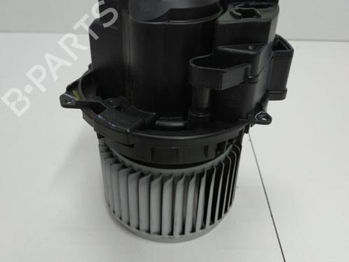 Used Heater blower motor Heater blower motor RENAULT CLIO V (B7_) 1.5 Blue dCi 85 (B7AG) (86 hp) 20899711 20899711