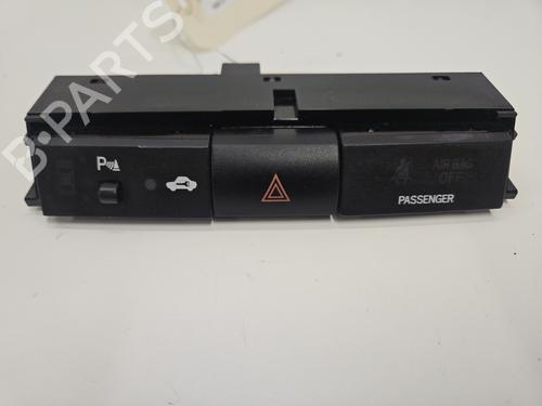 warning-switch-toyota-corolla-verso-zer_-zze12_-r1_-2004-2005-2006-2007-2008-2009-31934253 main image