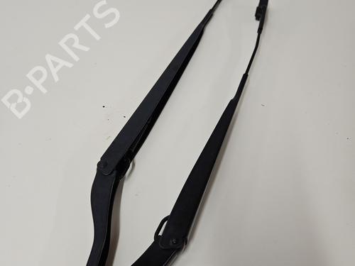 Used Front windshield wiper arm Front windshield wiper arm PEUGEOT 2008 II (UD_, US_, UY_, UJ_, UR_, UC_) 1.2 PureTech 130 (USHNS, URHNS) (130 hp) 33565808 33565808