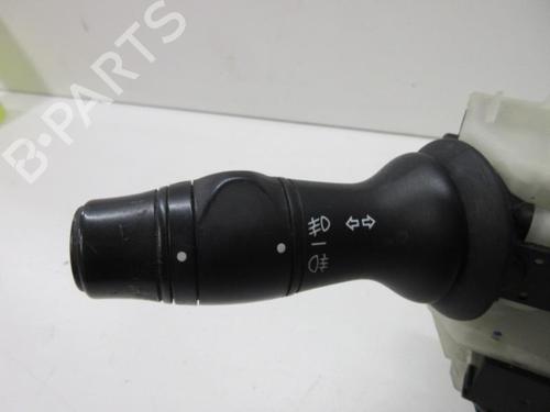 Used Steering column stalk Steering column stalk RENAULT MEGANE III Grandtour (KZ0/1) 1.5 dCi (KZ09, KZ0D, KZ1G, KZ29, KZ14, KZ1W, KZ10, KZ1F,... (110 hp) 20889637 20889637