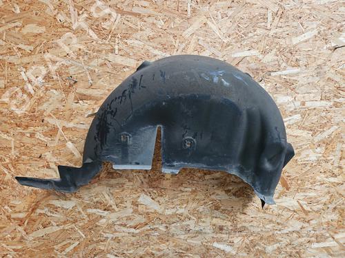 Used Wheel arch RENAULT MEGANE III Hatchback (BZ0/1_, B3_) 1.9 dCi (BZ0N, BZ0J) (131 hp) 29467944