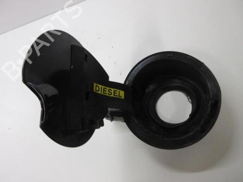 Used Fuel flap CITROËN C3 II (SC_) 1.4 HDi 70 (SC8HZC, SC8HR0, SC8HP4) (68 hp) 20889533