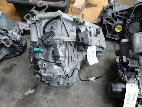 Sentrallåsmotor tankluke VW GOLF V (1K1) 1.9 TDI (105 hp) 24178941