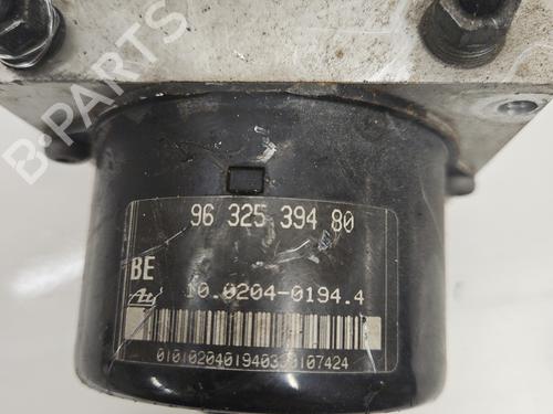 Used ABS pump ABS pump PEUGEOT 206 Hatchback (2A/C) 1.9 D (69 hp) 32870695 32870695