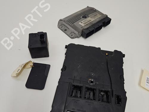 Modulo electronico RENAULT SCÉNIC II (JM0/1_) 1.6 (JM0C, JM0J, JM1B) (113 hp) 31698472