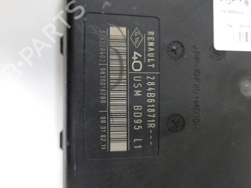 Used Electronic module Electronic module RENAULT MEGANE III Grandtour (KZ0/1) 1.5 dCi (KZ09, KZ0D, KZ1G, KZ29, KZ14, KZ1W, KZ10, KZ1F,... (110 hp) 22109801 22109801
