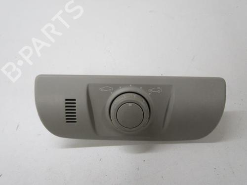 Used Electronic module RENAULT LAGUNA III Grandtour (KT0/1) 2.0 dCi (KT01, KT08, KT09, KT0K, KT12, KT1D, KT1W) (150 hp) 22107589