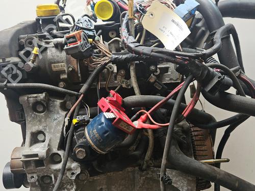 Motor RENAULT MEGANE II (BM0/1_, CM0/1_) 1.5 dCi (BM02, BM13, BM2A, CM02, CM13) (101 hp) 32406045