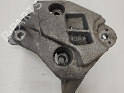 Used Engine mount RENAULT CLIO II (BB_, CB_) 1.5 dCi (B/CB07) (65 hp) 29599213