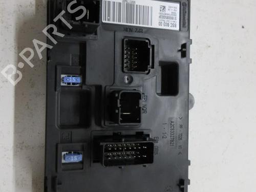 Used Fuse box Fuse box PEUGEOT 607 (9D, 9U) 2.7 HDi 24V (204 hp) 22108182 22108182