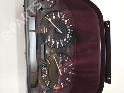 Used Instrument cluster Instrument cluster BMW 7 (E32) 730 i, iL V8 (218 hp) 30715474 30715474