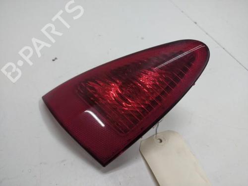 Used Left tailgate light ALFA ROMEO 147 (937_) 1.9 JTD (937.AXD1A, 937.BXD1A, 937.AXV1A, 937.BXB1A,... (115 hp) 22109433