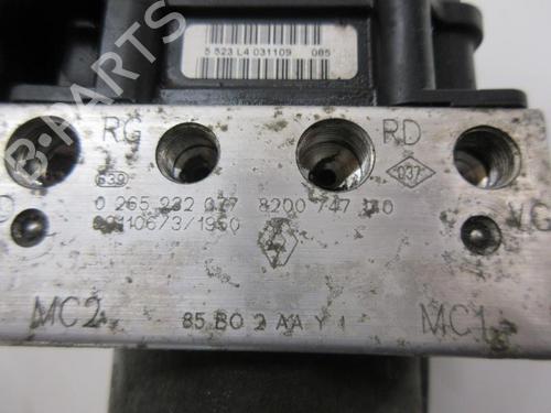 Used ABS pump RENAULT CLIO III (BR0/1, CR0/1) 1.5 dCi (BR17, CR17) (86 hp) 20889984